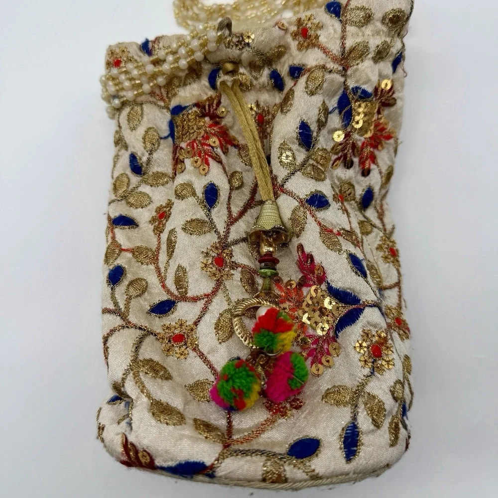 Handmade Traditional Ethnic Clutch Silk Potli Batwa Pouch Bag Women Sequence‎